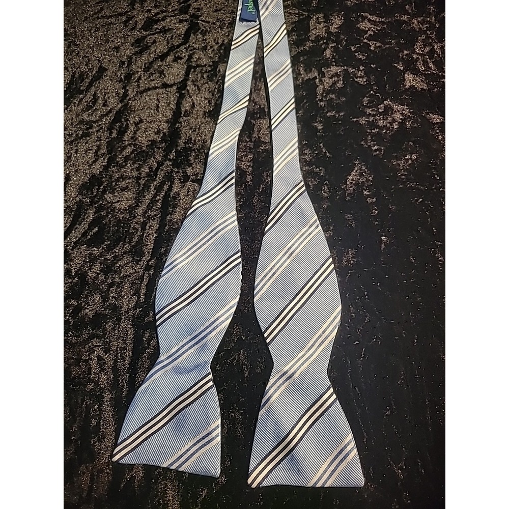 Vintage Haspel Mens Bow Tie Blue White Striped Adjustable Shirt Suit